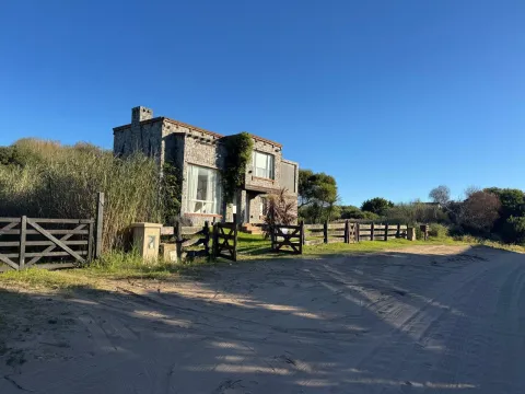 Casa en Carilo 4 amb con pileta 1 cuadra del mar — foto 35