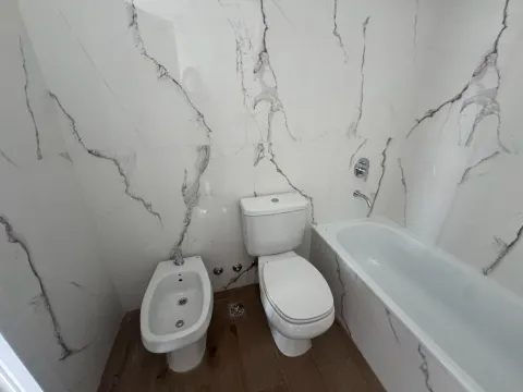Amplio 2 Ambientes de 63 m² | Balcón Corrido | Toilette y Amenities — foto 13