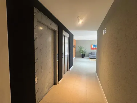 Amplio 2 Ambientes de 63 m² | Balcón Corrido | Toilette y Amenities — foto 28