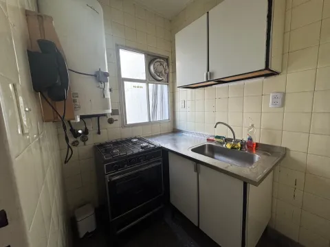 Departamento monoambiente con balcon y cocina separada — foto 7