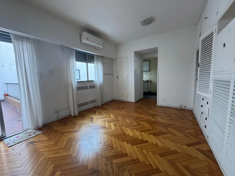 Departamento monoambiente con balcon y cocina separada — foto 1