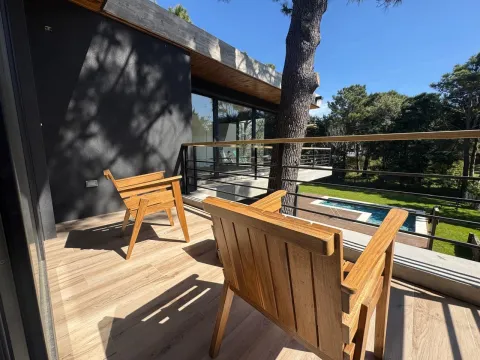 Casa en Carilo PILETA CLIMATIZADA \ 2 CUADRAS DEL MAR -8/10 PERSONA — foto 30
