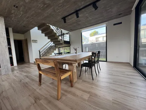 Casa en Carilo PILETA CLIMATIZADA \ 2 CUADRAS DEL MAR -8/10 PERSONA — foto 9