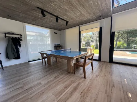 Casa en Carilo PILETA CLIMATIZADA \ 2 CUADRAS DEL MAR -8/10 PERSONA — foto 13