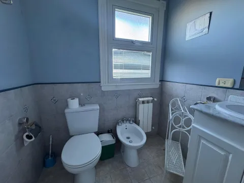 Casa en Carilo a metros del mar 4 dormitorios / parque / anexo huespedes — foto 33