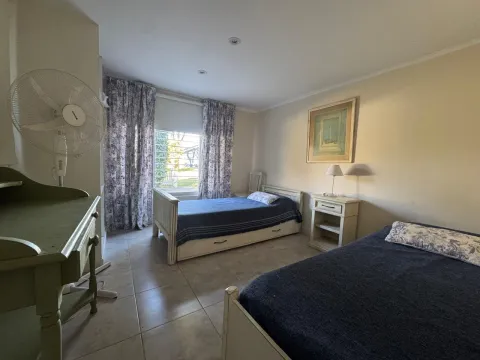 Casa en Carilo a metros del mar 4 dormitorios / parque / anexo huespedes — foto 31