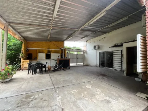 Casa 4 amb. en venta en Ituzaingó norte en dos lotes, 700 m2, ideal inversor!! Acepta permuta! — foto 32