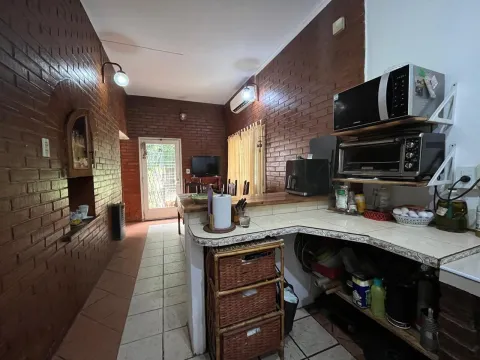 Casa 4 amb. en venta en Ituzaingó norte en dos lotes, 700 m2, ideal inversor!! Acepta permuta! — foto 9