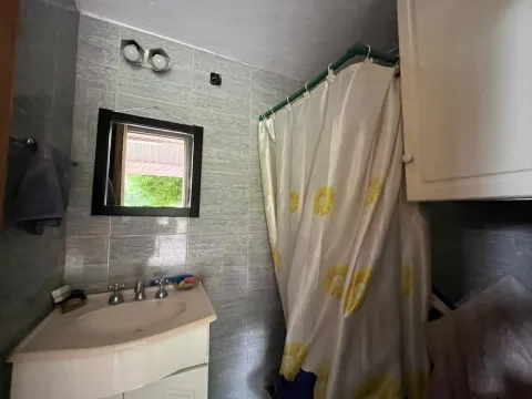 Casa 4 amb. en venta en Ituzaingó norte en dos lotes, 700 m2, ideal inversor!! Acepta permuta! — foto 28