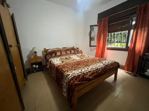 Casa 3 amb. en venta Ituzaingó Norte con cochera, patio, jardin, parrilla y terraza. — foto 9