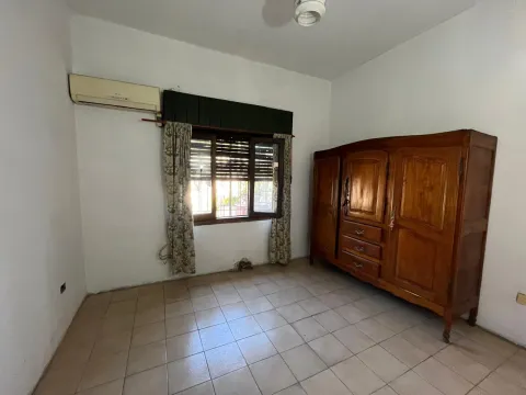 Casa 3 amb. Con patio y cochera en venta - Ituzaingó — foto 10