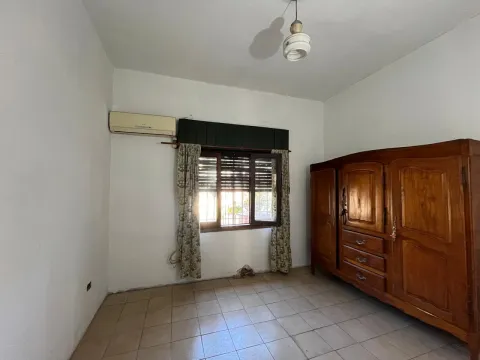 Casa 3 amb. Con patio y cochera en venta - Ituzaingó — foto 11