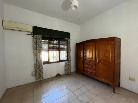 Casa 3 amb. Con patio y cochera en venta - Ituzaingó — foto 8