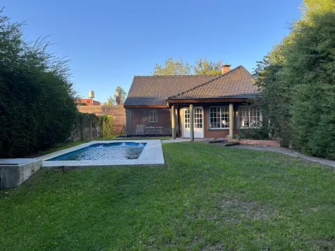 Casa 4 ambientes con quincho, parrilla jardin y pileta en Ituzaingó norte — foto 38