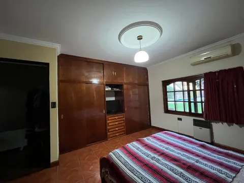 Casa 4 ambientes con quincho, parrilla jardin y pileta en Ituzaingó norte — foto 18