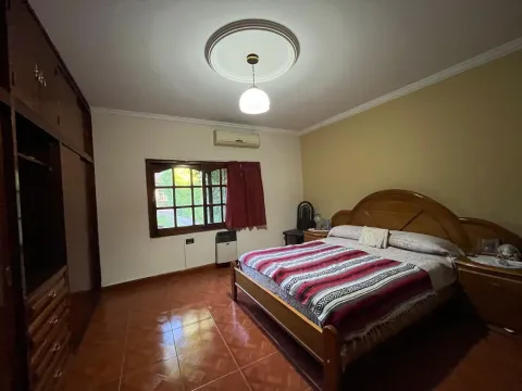 Casa 4 ambientes con quincho, parrilla jardin y pileta en Ituzaingó norte — foto 34