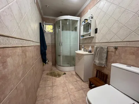 Casa 4 ambientes con quincho, parrilla jardin y pileta en Ituzaingó norte — foto 26