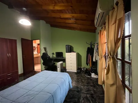 Casa 4 ambientes con quincho, parrilla jardin y pileta en Ituzaingó norte — foto 30