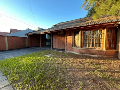 Casa 4 ambientes con quincho, parrilla jardin y pileta en Ituzaingó norte — foto 35