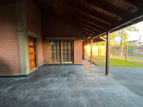 Casa 4 ambientes con quincho, parrilla jardin y pileta en Ituzaingó norte — foto 37