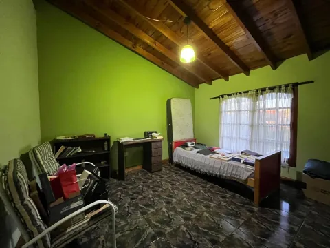 Casa 4 ambientes con quincho, parrilla jardin y pileta en Ituzaingó norte — foto 23
