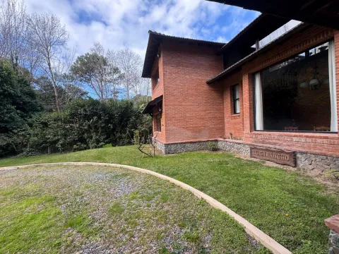 Casa en carilo alquiler pileta climatizada — foto 43