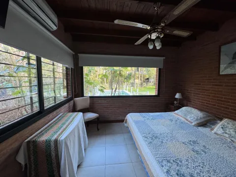Casa en carilo alquiler pileta climatizada — foto 22