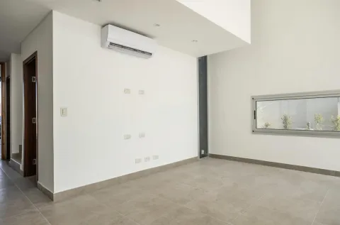 VENTA CASA EN PIUERTOS CON PILETA/JARDIN/PARRILLA — foto 17