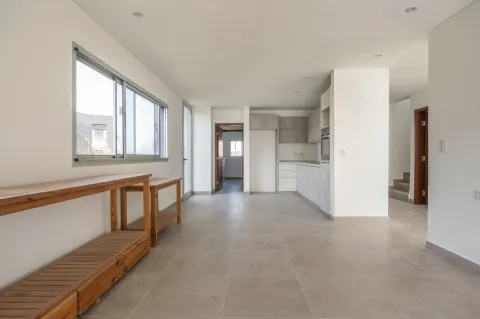 VENTA CASA EN PIUERTOS CON PILETA/JARDIN/PARRILLA — foto 13