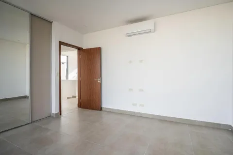 VENTA CASA EN PIUERTOS CON PILETA/JARDIN/PARRILLA — foto 24