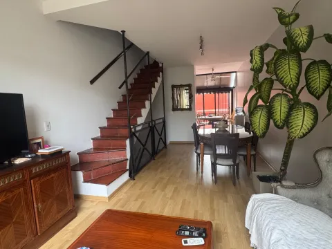 PH VENTA o ALQUILER cochera para dos autos BALCON/ PATIO/TERRAZA. TRIPLEX — foto 8