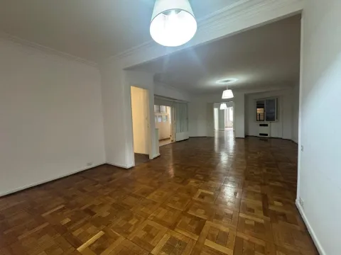 Departamento 4 amb al frente. Cochera en el edificio . APTO CREDITO! — foto 25