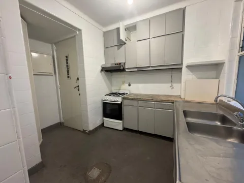 Departamento 4 amb al frente. Cochera en el edificio . APTO CREDITO! — foto 30