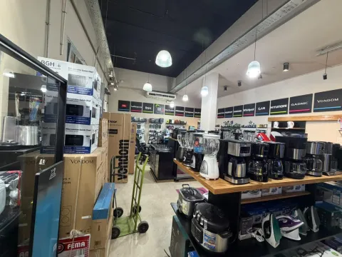 Local en Canning (Ezeiza) en Shopping Plaza Canning. IMPERDIBLE! — foto 7