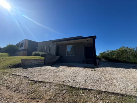 Casa 4 ambientes en Senderos III, Costa Esmeralda — foto 2