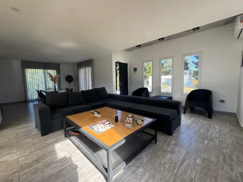 Casa 4 ambientes en Senderos III, Costa Esmeralda — foto 10