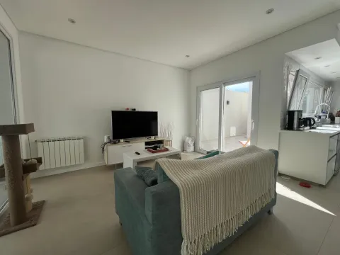 Casa Minimalista 5 ambientes en Castelar Norte — foto 10