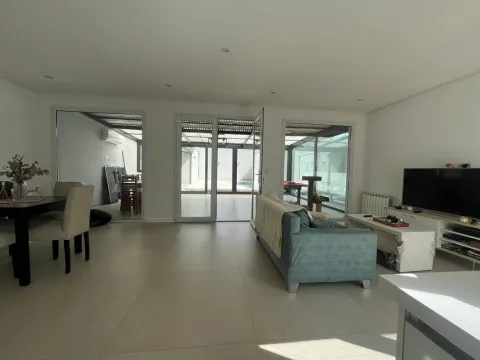 Casa Minimalista 5 ambientes en Castelar Norte — foto 5