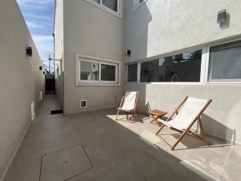 Casa Minimalista 5 ambientes en Castelar Norte — foto 4