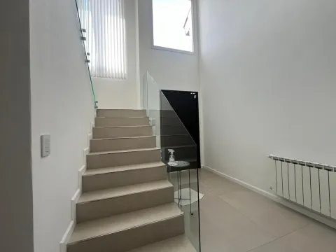 Casa Minimalista 5 ambientes en Castelar Norte — foto 7