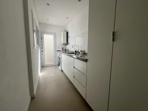 Casa Minimalista 5 ambientes en Castelar Norte — foto 42
