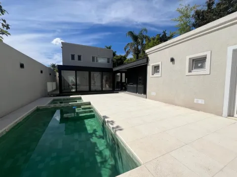 Casa Minimalista 5 ambientes en Castelar Norte — foto 2