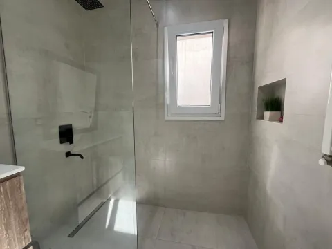 Casa Minimalista 5 ambientes en Castelar Norte — foto 36