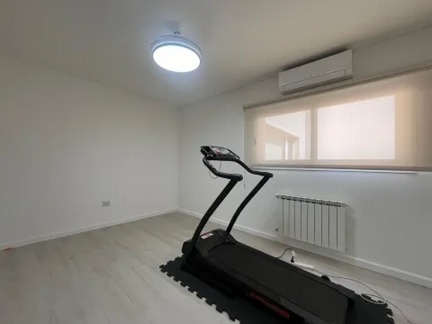 Casa Minimalista 5 ambientes en Castelar Norte — foto 39