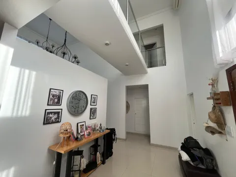 HERMOSA CASA 5 AMBIENTES CON PILETA Y QUINCHO - Altos Del Sol — foto 8