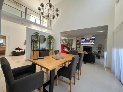 HERMOSA CASA 5 AMBIENTES CON PILETA Y QUINCHO - Altos Del Sol — foto 34