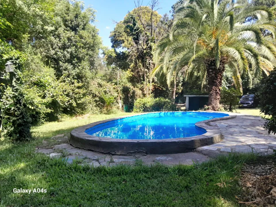 Casa en venta en lote de 1400m2 - Parque Leloir — foto 1